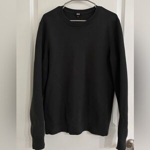 Men’s crewneck fitted sweater